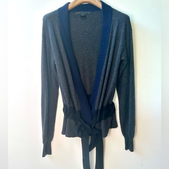EUC Marc by Marc Jacobs 100% Cashmere Gray Navy Black Belted